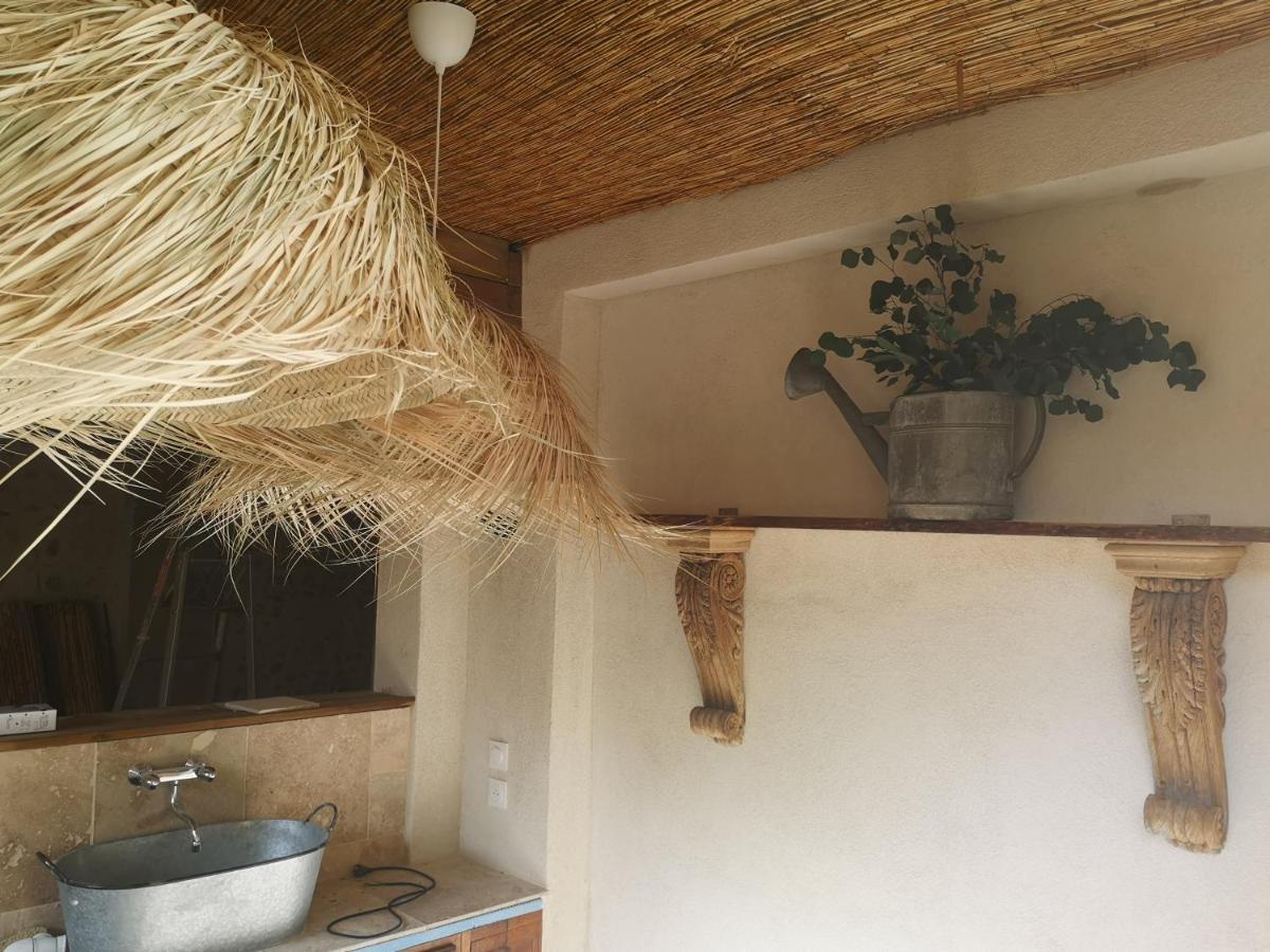 Drome Provencale Maison Familiale Calme Dans Village Valréas Exteriör bild