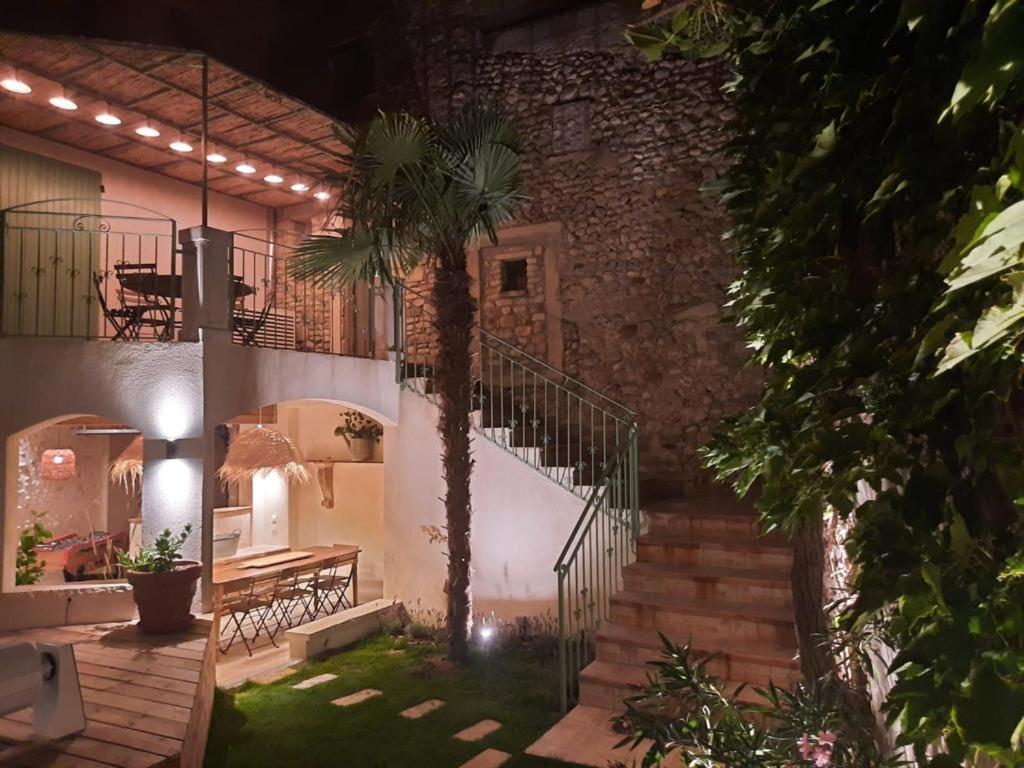 Drome Provencale Maison Familiale Calme Dans Village Valréas Exteriör bild
