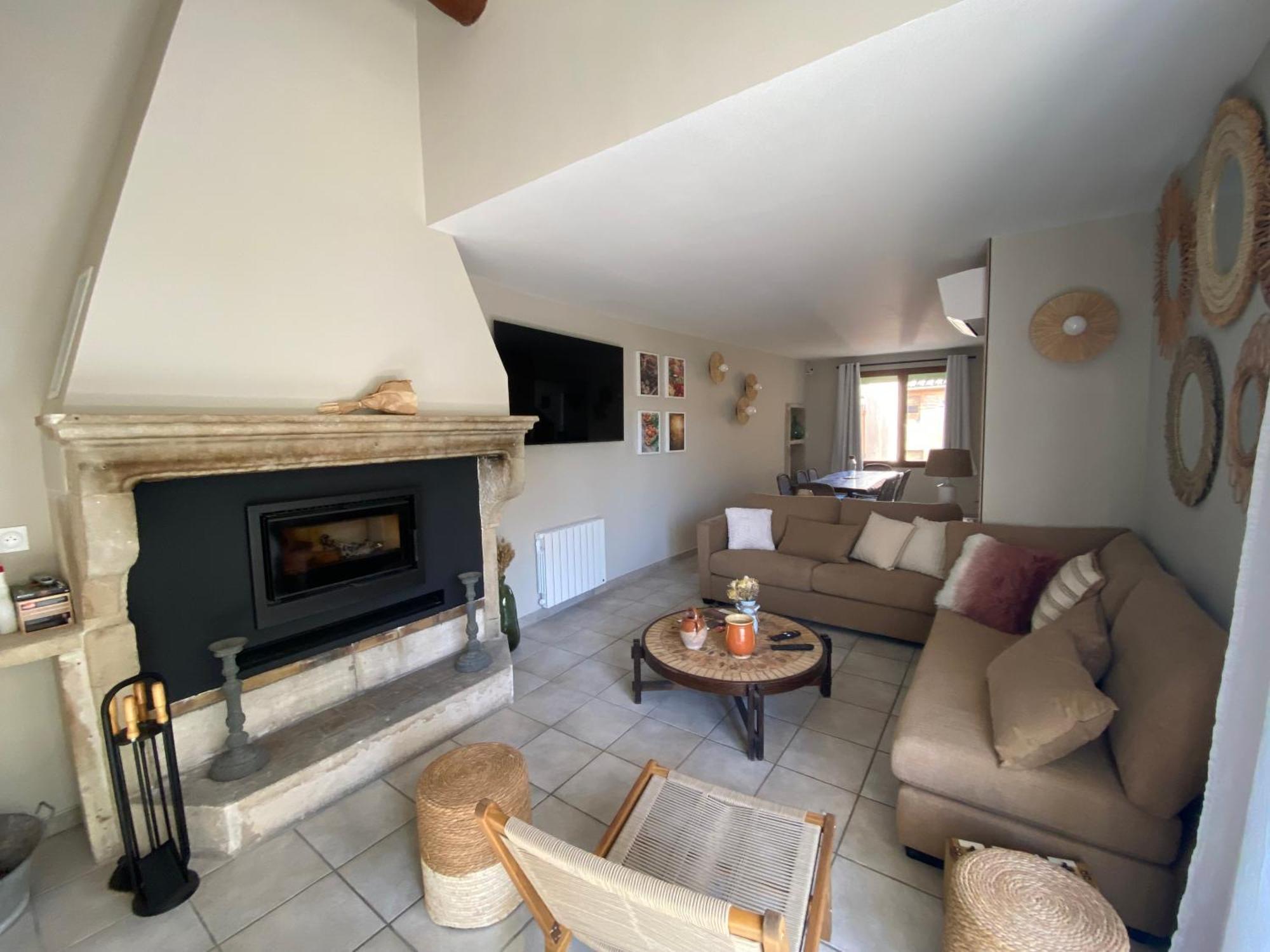 Drome Provencale Maison Familiale Calme Dans Village Valréas Exteriör bild