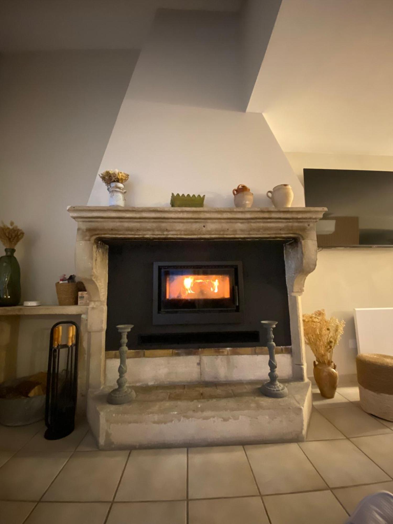 Drome Provencale Maison Familiale Calme Dans Village Valréas Exteriör bild