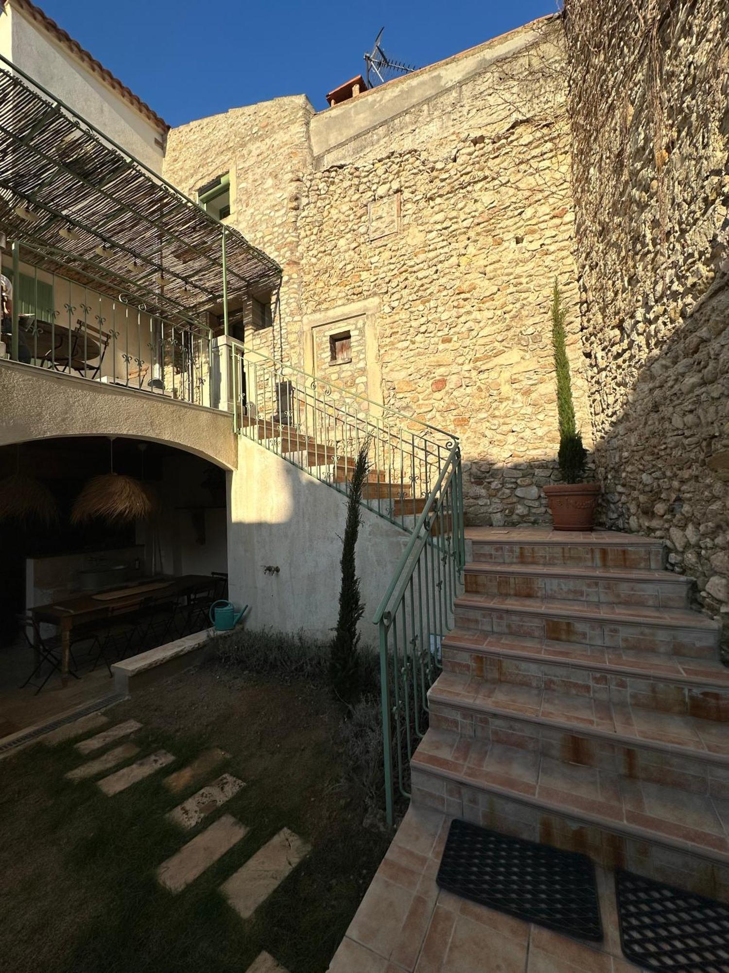 Drome Provencale Maison Familiale Calme Dans Village Valréas Exteriör bild