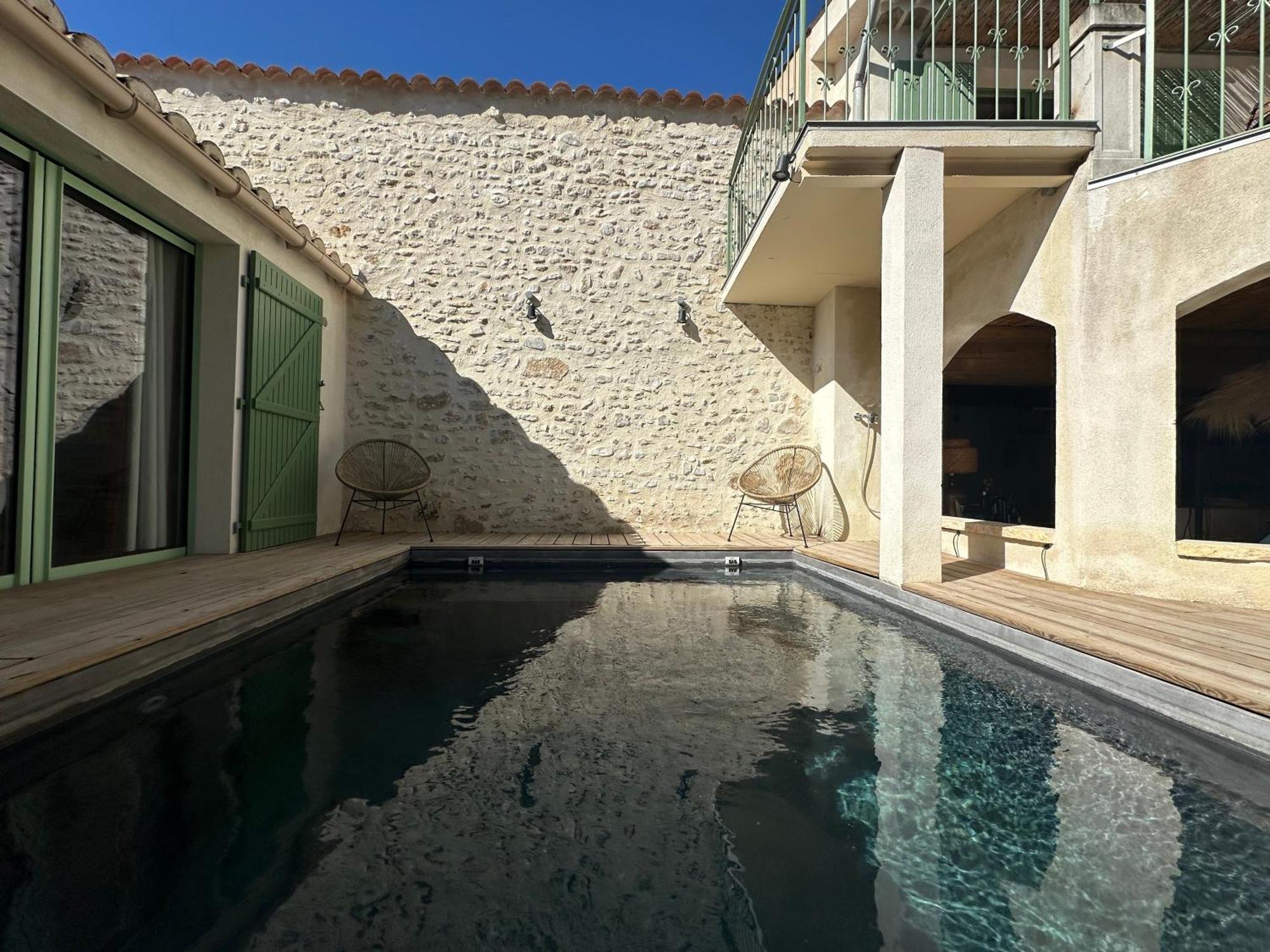 Drome Provencale Maison Familiale Calme Dans Village Valréas Exteriör bild